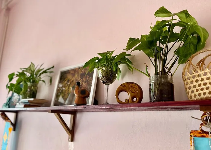 Baan Yentafo - Pink House 2nd Floor Hostel Bangkok